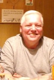 Er Sucht Ihn Für Sex In Hamburg